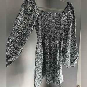 Gap Puffy Sleeved Floral Dress